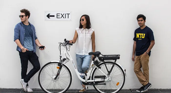 Free2Move lancia il primo bike-sharing elettrico a Singapore