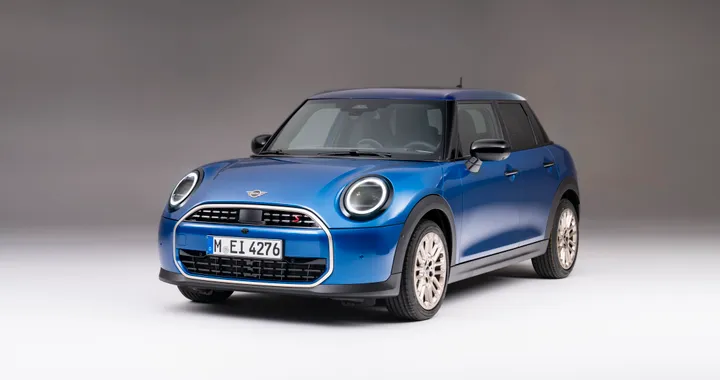 Nuova MINI Cooper: adesso anche a 5 porte