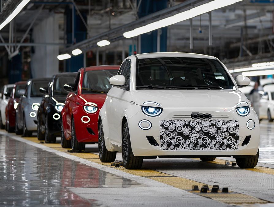 Nuova FIAT 500 ibrida si presenta a Mirafiori. Ecco i primi dettagli ed il prezzo