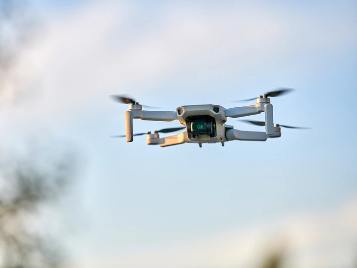 VISTA, il drone italiano per il soccorso stradale ha superato i primi test