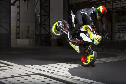 BMW Concept Stunt G 310: la nuova stunt bike