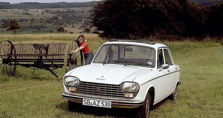 Sessant’anni fa la Peugeot 2024, la prima con motore trasversale e trazione anteriore