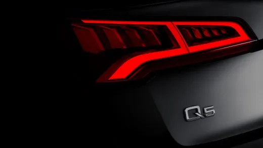Audi Q5: confermato il debutto a Parigi | Teaser