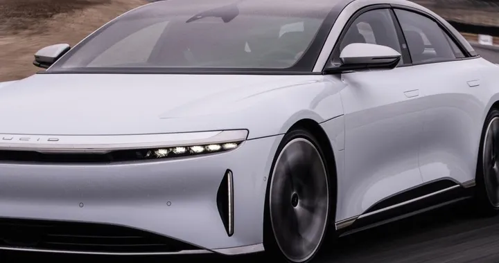 Pirelli, primo pneumatico con indice di carico elevato per elettriche e ibride