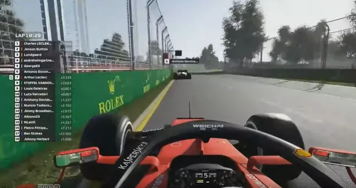 Charles Leclerc si aggiudica da dominatore il GP virtuale di Melbourne