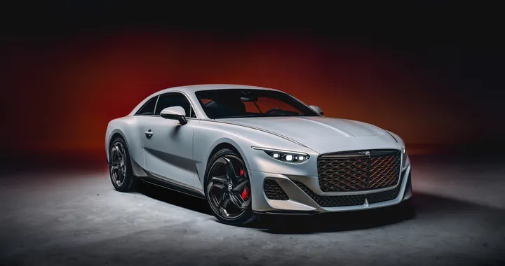 Bentley Mulliner Batur fa il suo debutto nel Regno Unito al Concours of Elegance