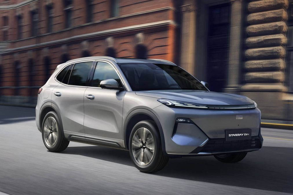 Geely, la mossa per conquistare il mercato italiano: garanzia a vita per i primi 1.000 clienti
