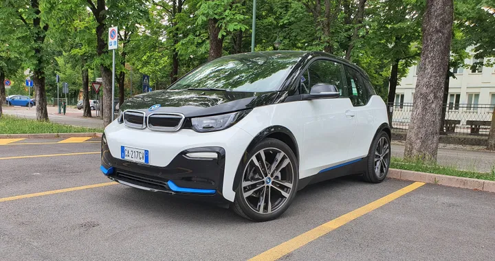 BMW i3S 120 Ah: prova autonomia reale e consumi, una gita in montagna