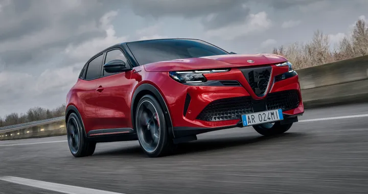 Alfa Romeo Junior, debutto positivo: 36 mila ordini a livello globale