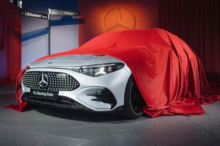 Mercedes CLA Shooting Brake ibrida è ordinabile: allestimenti e prezzo