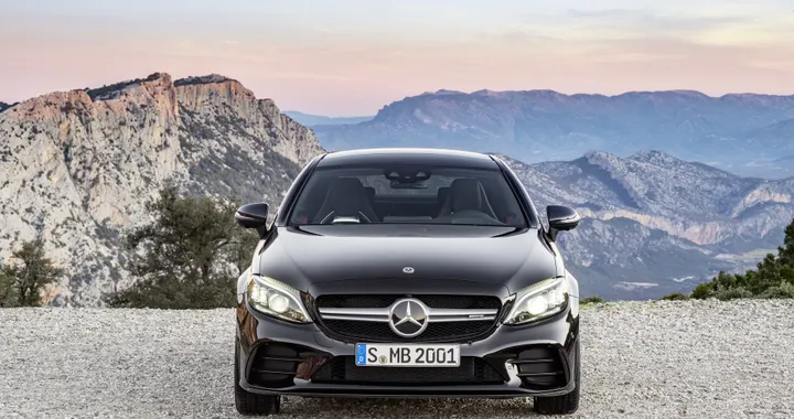 Mercedes Classe C: la nuova generazione avrà solo motori elettrificati