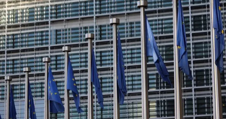 Industria automobilistica europea: innovazione bloccata dalla burocrazia?