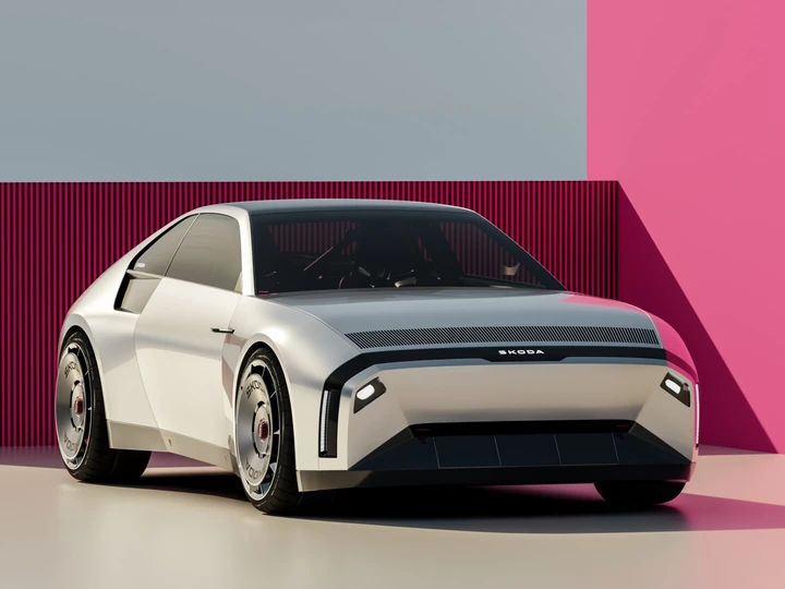 Rinasce in chiave elettrica (come concept) la Skoda 110 R degli anni Settanta