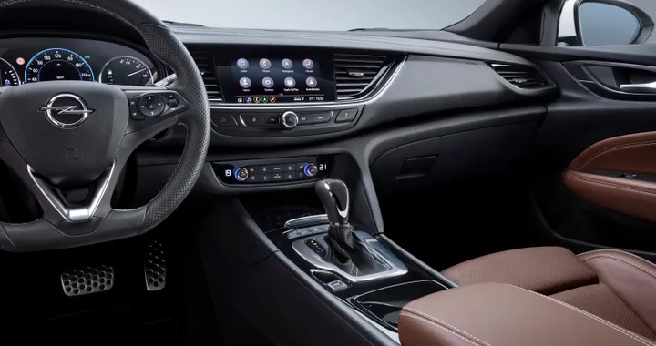 Opel, i nuovi infotainment di Insignia anche su altri modelli