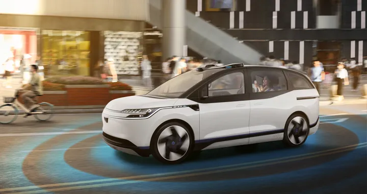 Baidu svela il nuovo robotaxi Apollo RT6. Su strada nel 2023