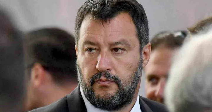 Superbollo? Salvini promette l’abolizione, in due fasi