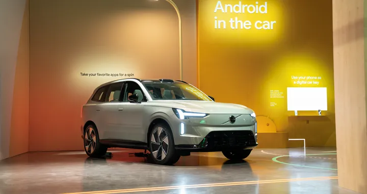 Volvo, il nuovo SUV elettrico EX90 disporrà delle mappe HD di Google