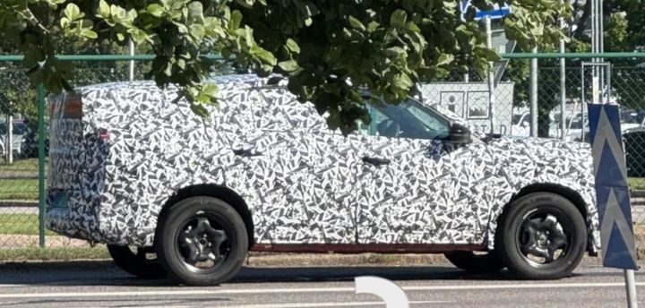 Nuova FIAT Fastback, è davvero lei? Prime foto spia