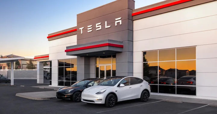 Ma l'auto più economica di Tesla che fine ha fatto?