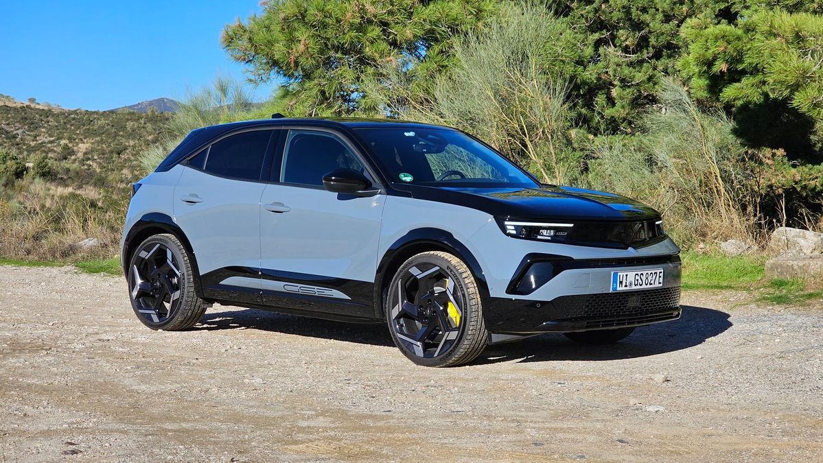 Prova Opel Mokka GSE: il SUV elettrico sportivo che non ti aspetti! | Video