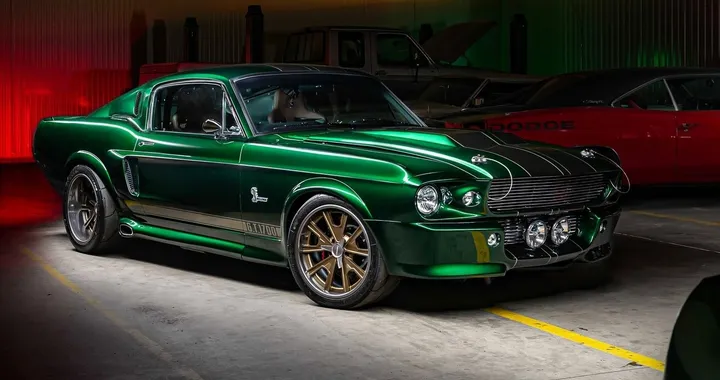 La Ford Mustang Shelby GT500 del 1967 diventa una restomod da oltre 1.700 cavalli