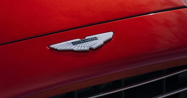 Aston Martin conferma: la prima sportiva elettrica arriverà nel 2025