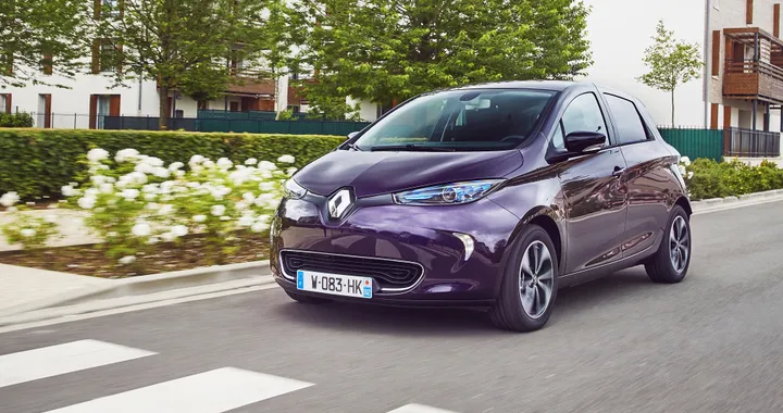 Renault, nuovi servizi per la mobilità elettrica a Parigi