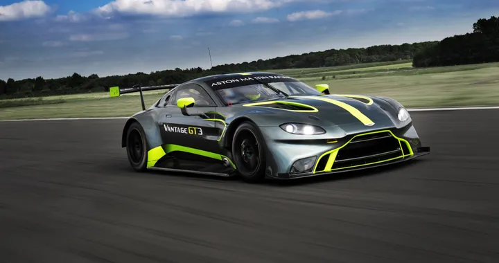 Aston Martin, le nuove Vantage GT3 e GT4 in pista a Le Mans