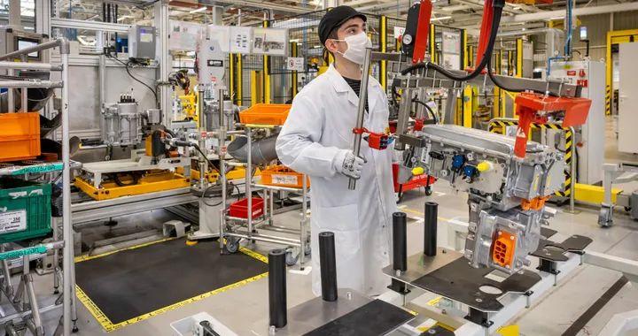 Valeo e MAHLE al lavoro su motori elettrici senza magneti