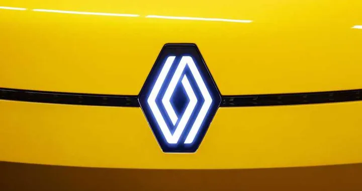 Renault punterà su full-hybrid ed elettrico, no all'ibrido plug-in