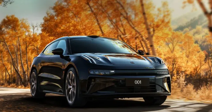 Nuova Zeekr 001, ricarica record a 12C: dal 10 all'80% in 7 minuti