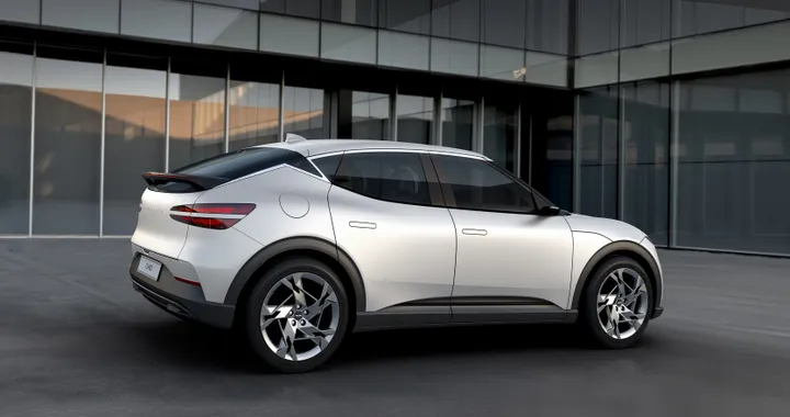 Genesis GV60, il crossover elettrico supporta la ricarica senza fili