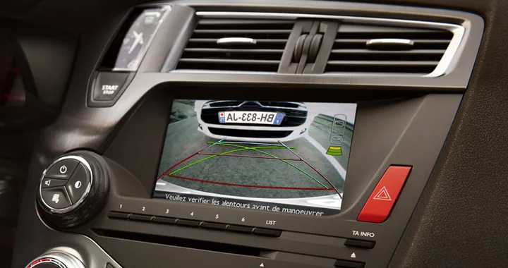 Citroen eMyWay: video del sistema di infotainment integrato