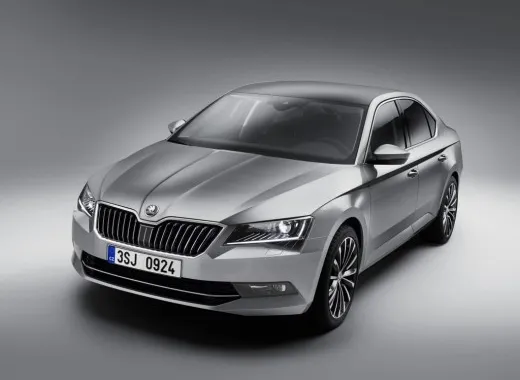 Skoda Superb: ecco la versione 2015 | video