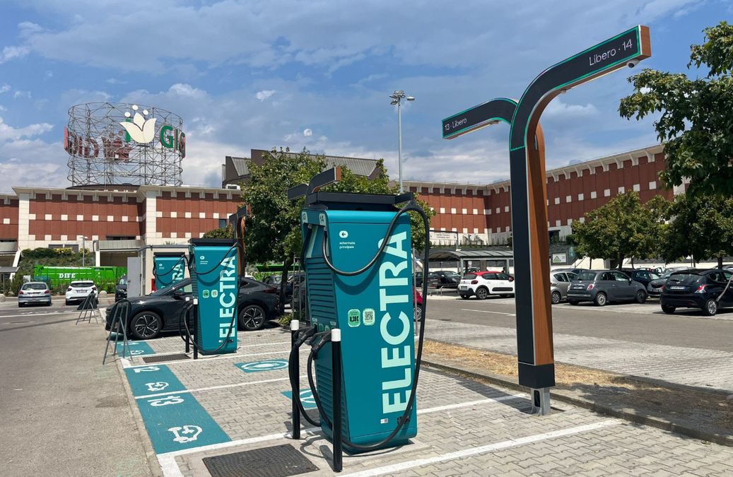 Electra+, ecco l'abbonamento per le ricariche ultrafast: tariffe e prezzi