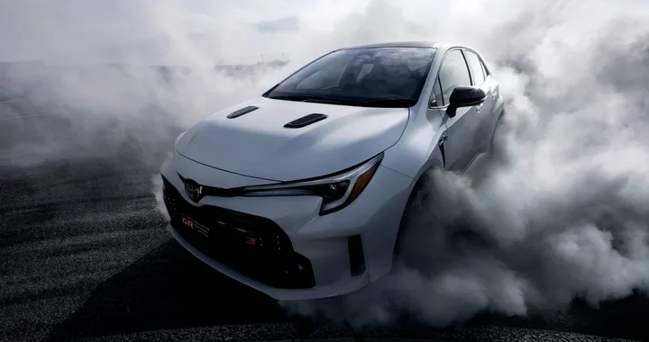 Toyota GR Corolla, ecco la nuova sportiva da oltre 300 CV