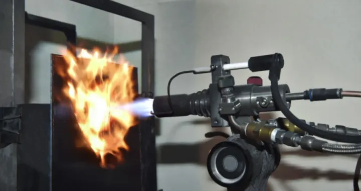 LG Chem svela un nuovo materiale per contrastare gli incendi delle batterie