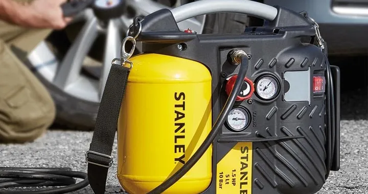 Con il Black Friday il compressore portatile Stanley è a un prezzo davvero interessante