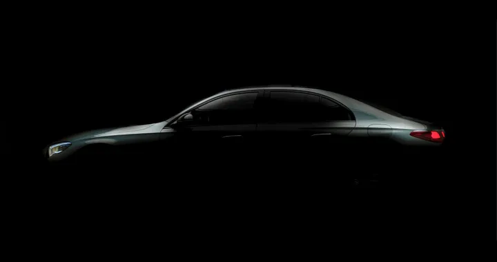 Mercedes Classe E, la nuova generazione al debutto il 25 aprile