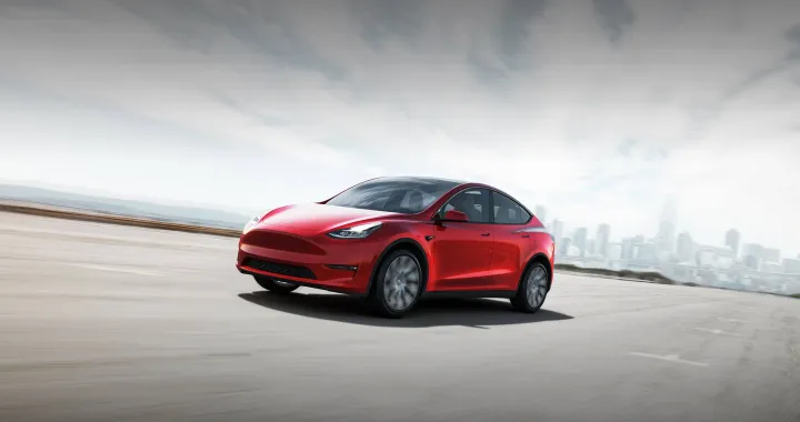 Tesla Model Y: la produzione in Europa partirà a metà del 2021