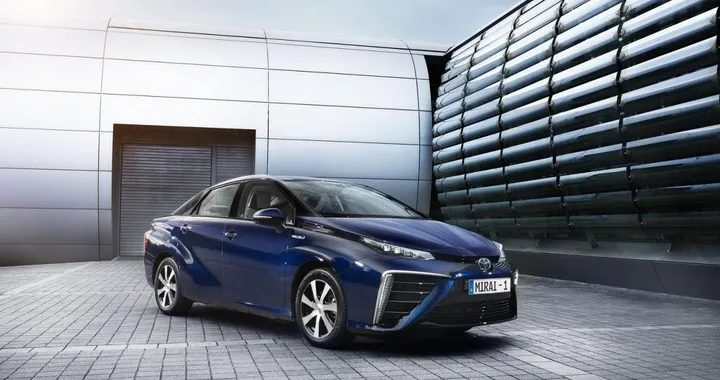 Toyota Mirai - foto