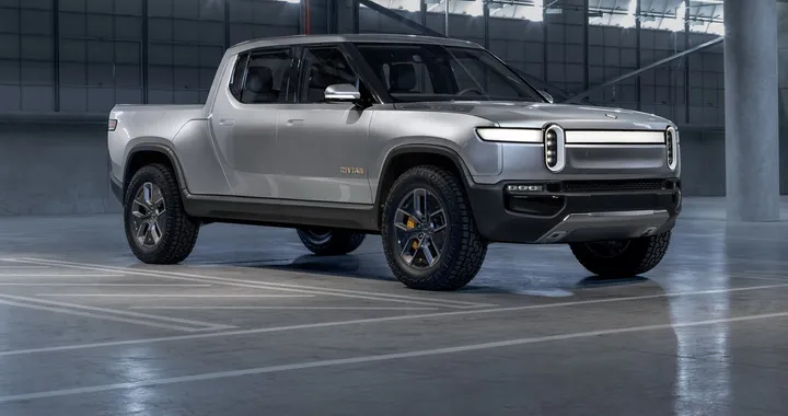 Rivian R1T, il pickup elettrico continua i test: non teme il freddo