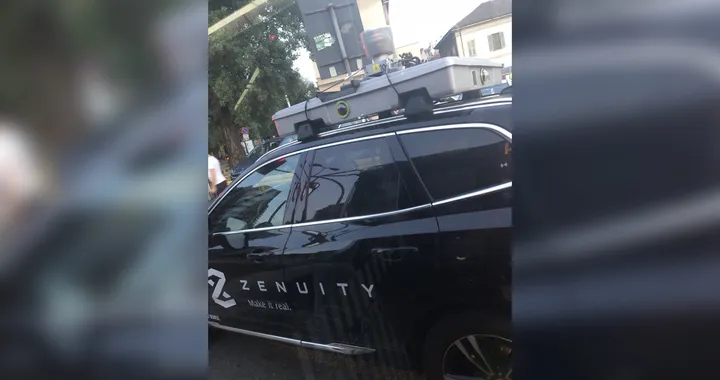 Zenuity: avvistato a Milano un prototipo a guida autonoma Volvo-Autoliv