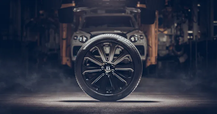 Bentley Bentayga: per il SUV arrivano cerchi in fibra di carbonio da 22 pollici