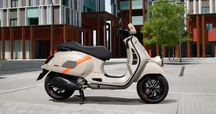 Vespa GTV 300, ecco come cambia il nuovo modello