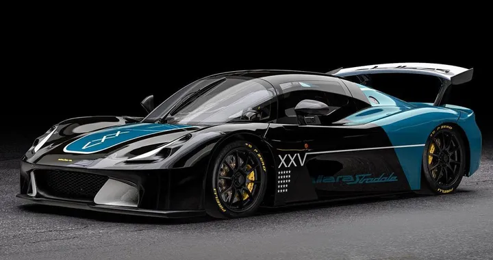 Dallara Stradale IR8 Tribute, un omaggio alla prima vittoria ad Indianapolis