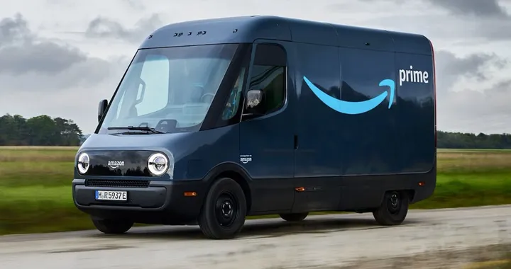 Amazon, i furgoni elettrici di Rivian arrivano in Europa