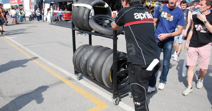 Superbike 2012: le Paddock Girls di Misano  - parte 2