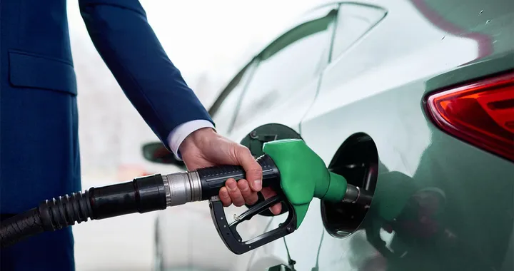Caro carburanti, dal Governo via libera al micro bonus