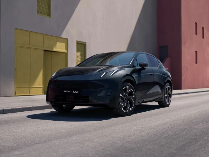 Lynk & Co 02, il SUV si aggiorna seguendo le indicazioni dei clienti